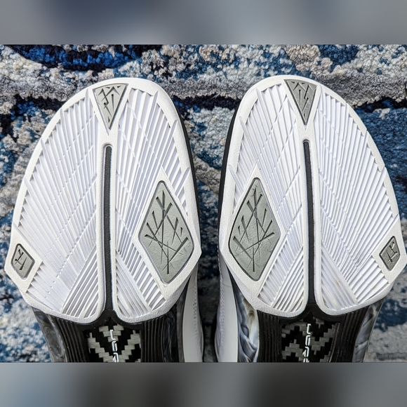 Nike Air Jordan 2009 XX4 White Metallic Silver 343084-161 Basketball Shoes US9.5 - Picture 6 of 9